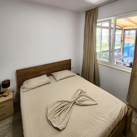 Gjiri I Lalzit - Lura 3 - Sanmia 3 Bedroom