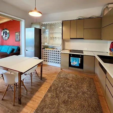 Gjiri I Lalzit - Lura 3 - Sanmia 3 Bedroom بيت للعطل *