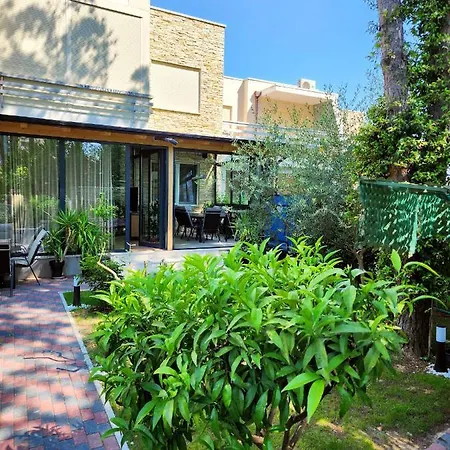 Gjiri I Lalzit - Lura 3 - Sanmia 3 Bedroom *